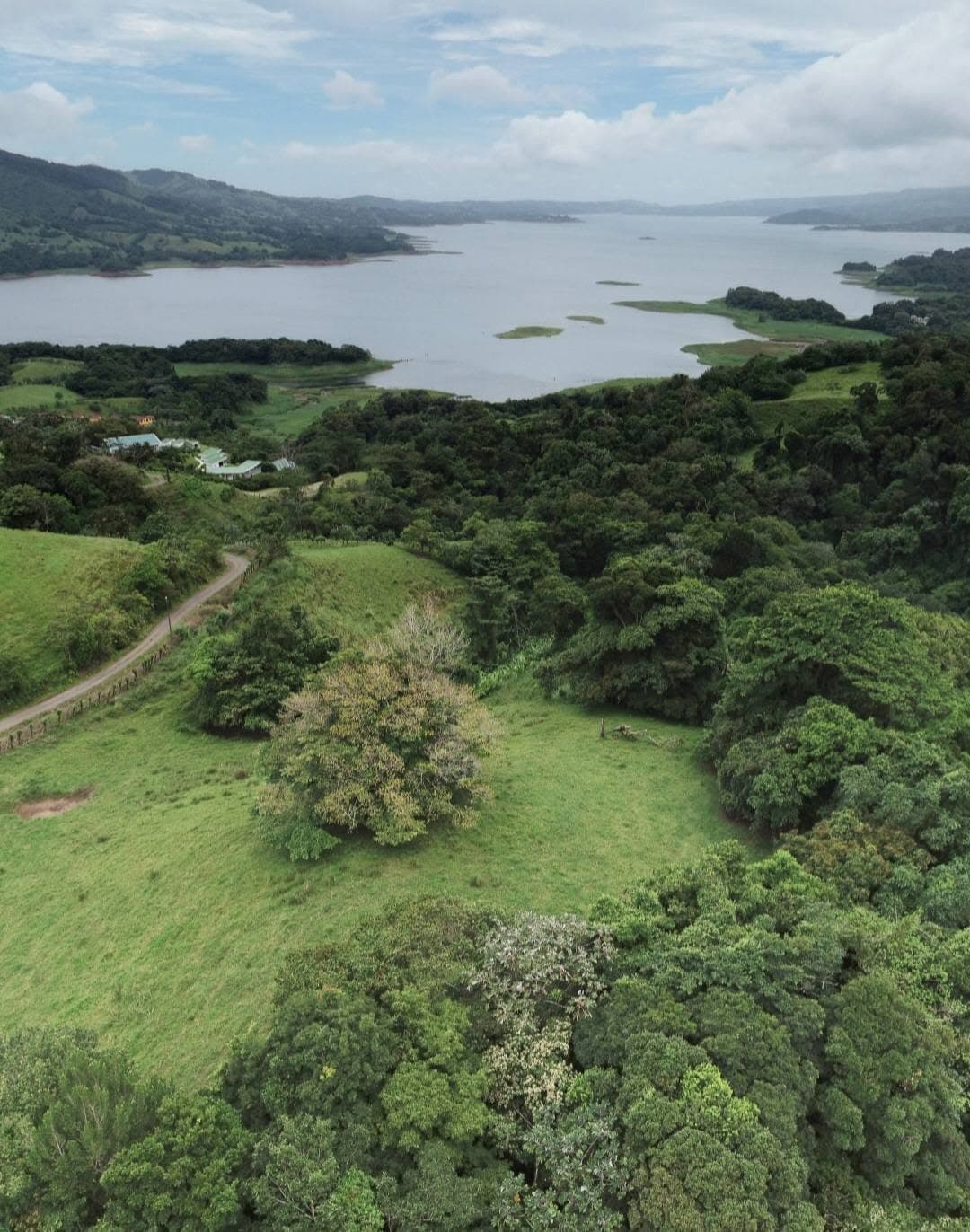 🌿 86 Acres of Endless Possibilities in Lake Arenal, Costa Rica